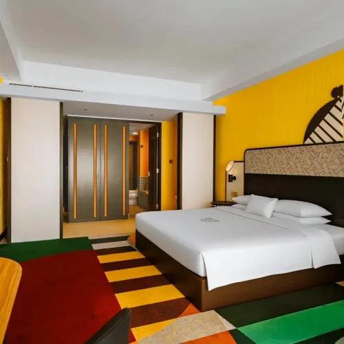 Exploration Room – King Bed