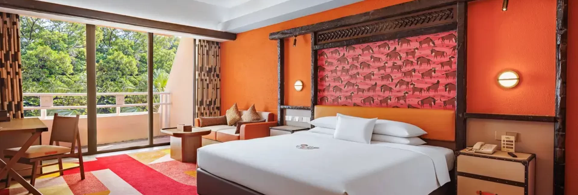 Exploration Room – King Bed